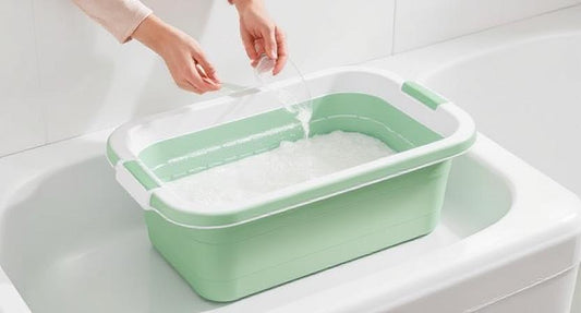 The Ultimate Travel Companion: AOTU AT6620 Portable Laundry Wash Basin for Clean Clothes on the Go