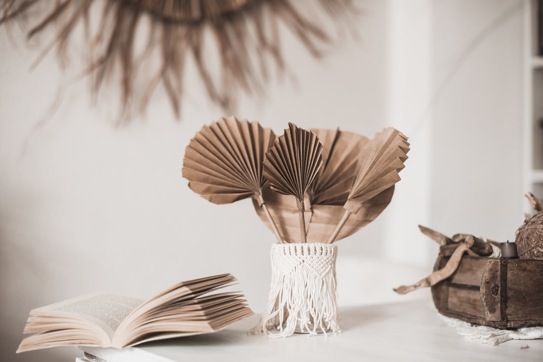 DIY IDEA: MAKE PALM LEAVES OUT OF PAPER YOURSELF