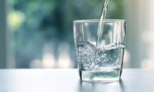 Drinking warm water on an empty stomach: 4 reasons why it's so healthy