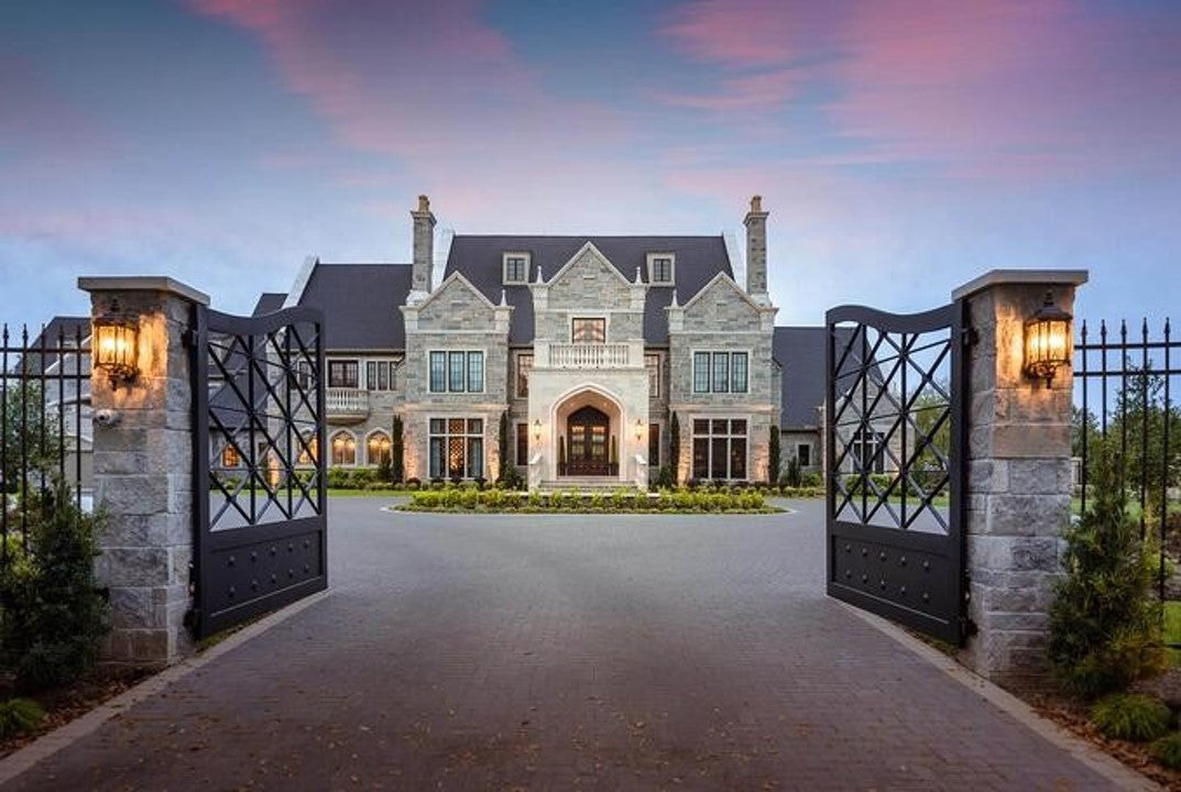 Picking a Designer for Your Custom Home Design 